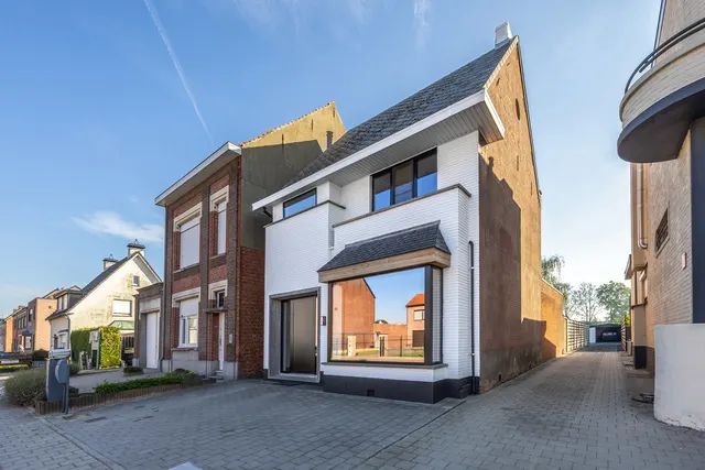Huis te koop in Merksplas – 1/10