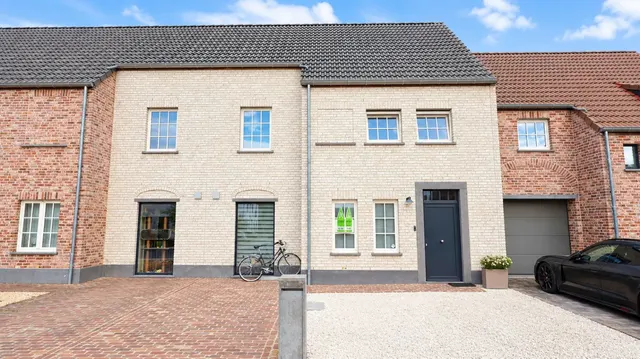 Huis te huur in Roeselare – 1/10