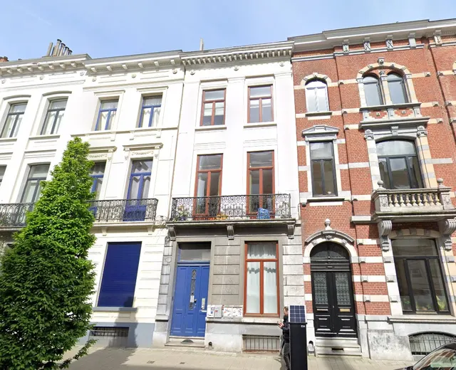 Maison de rapport te koop in Saint-Gilles – 1/10