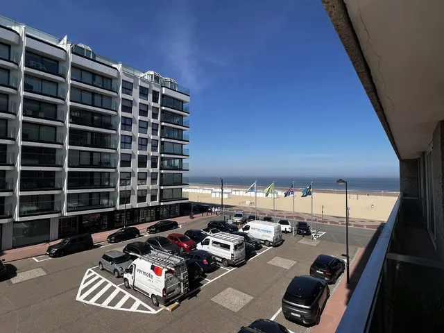 Appartement te koop in Knokke Zoute – 1/6