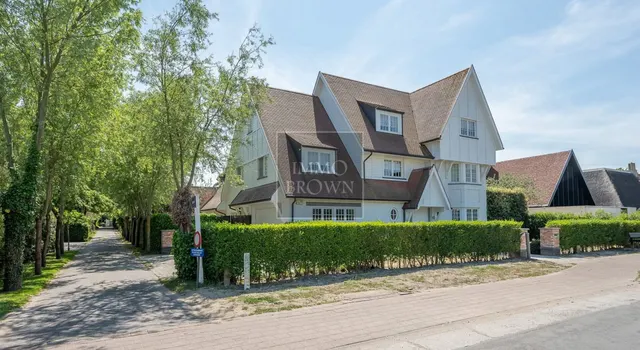 Villa te koop in Knokke Zoute – 1/10