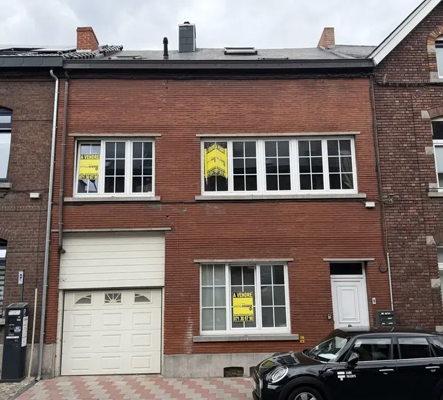 Huis te koop in Marcinelle – 1/10