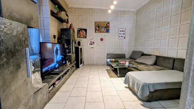 Huis te koop in Charleroi – 1/10