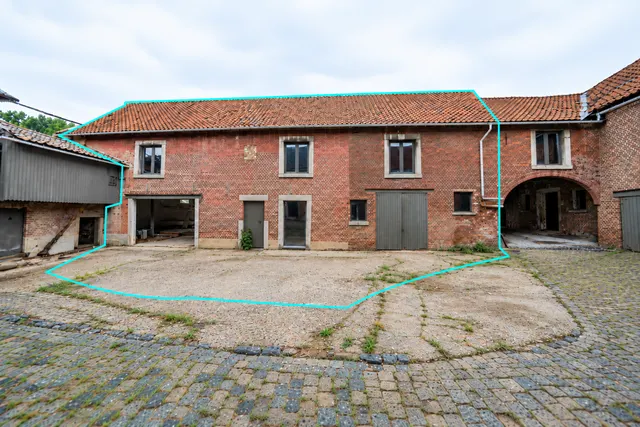 Huis te koop in Rosoux-crenwick – 1/10
