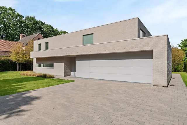 Woning en villa te koop in Oud-Turnhout – 1/10