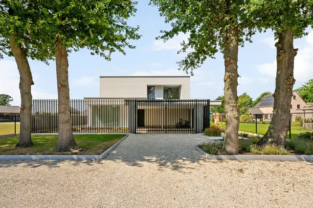 Woning en villa te koop in Lommel – 1/10