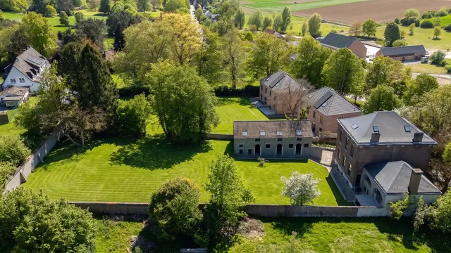 Woning en villa te koop in Grez-Doiceau – 1/10