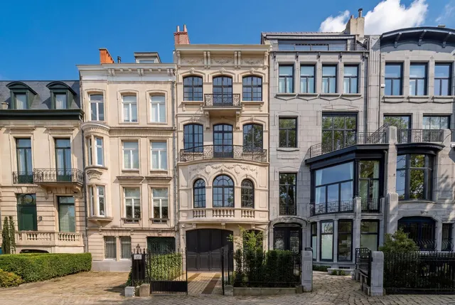Woning en villa te koop in Ixelles – 1/10