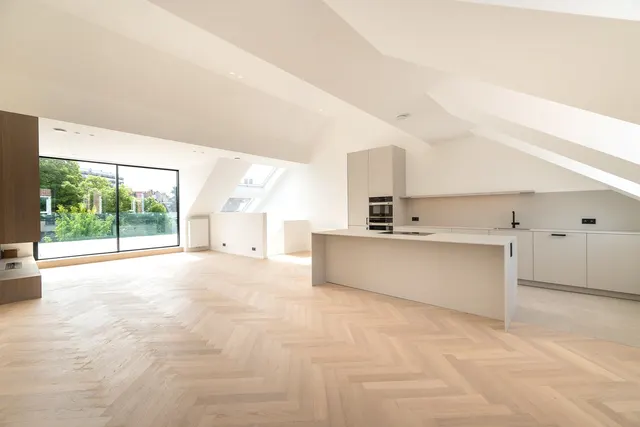 Appartement te koop in Ixelles – 1/10