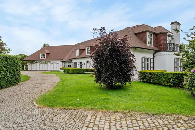 Woning en villa te koop in Maaseik – 1/10