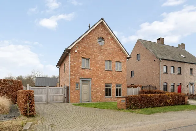Woning en villa te koop in Hoogstraten – 1/10