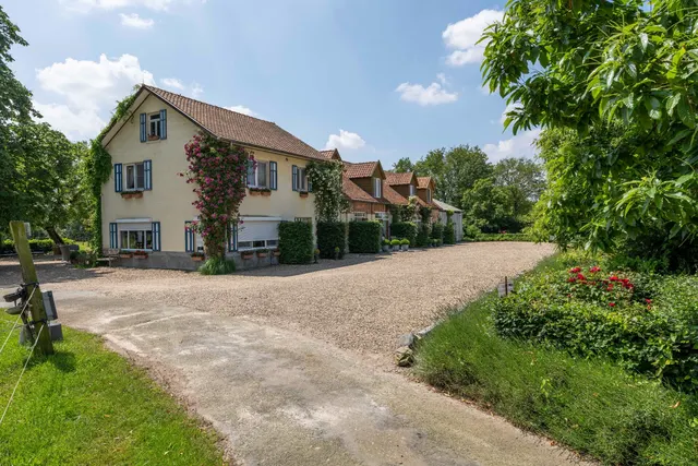 Woning en villa te koop in Oudsbergen – 1/10
