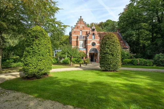 Woning en villa à vendre à Schoten – 1/10