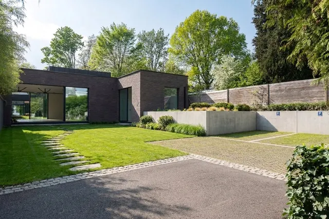 Woning en villa te koop in Uccle – 1/10