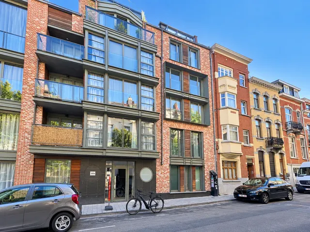 Appartement te huur in Etterbeek – 1/7