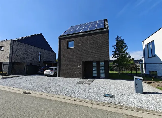 Maison à vendre à Maasmechelen – 1/10
