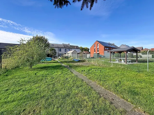 Huis te koop in Thuin – 1/10