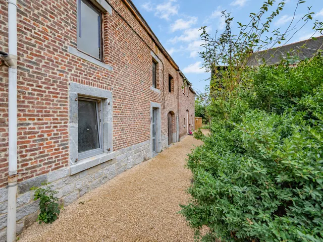 House for sale in Rochefort – 1/10