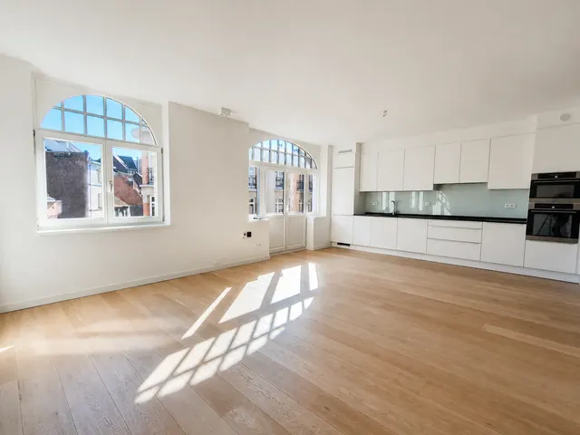 Appartement te huur in Saint-Gilles – 1/10