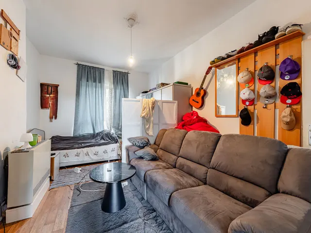 Appartement te koop in Jette – 1/4