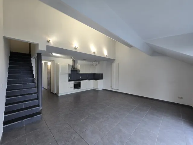 Appartement à louer à Mons – 1/10