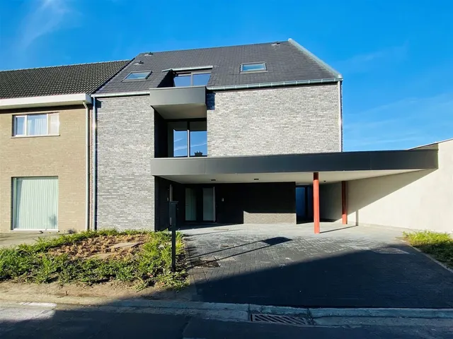 Huis te huur in Sint-Niklaas – 1/10