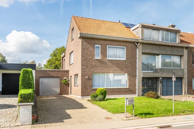 Huis à vendre à Haasdonk – 1/10