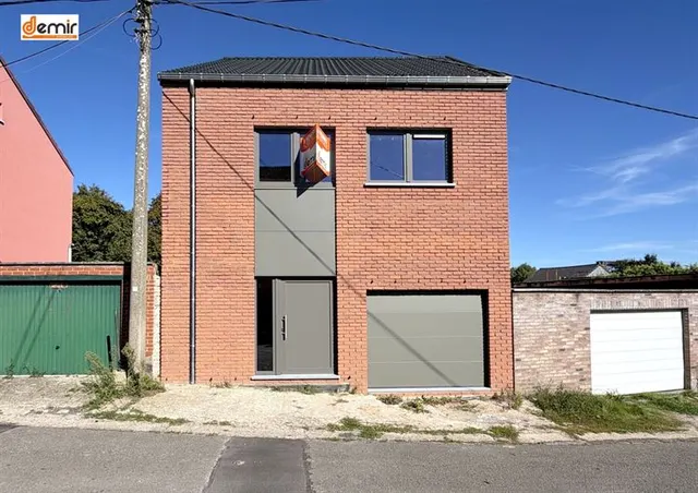 Huis te koop in Herstal – 1/10
