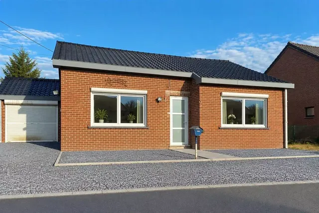 Huis te huur in Leval-Trahegnies – 1/8