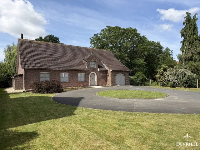 Villa for rent in Spiere-Helkijn – 1/10
