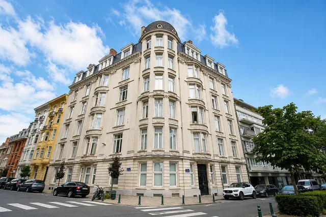 Appartement te koop in Ixelles – 1/10