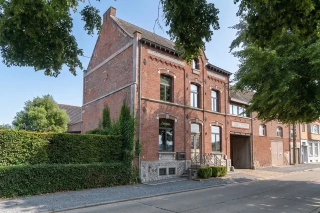 Woning en villa te koop in Mainvault – 1/10