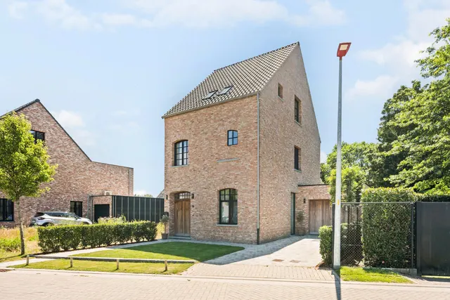Woning en villa te koop in Rijkevorsel – 1/10