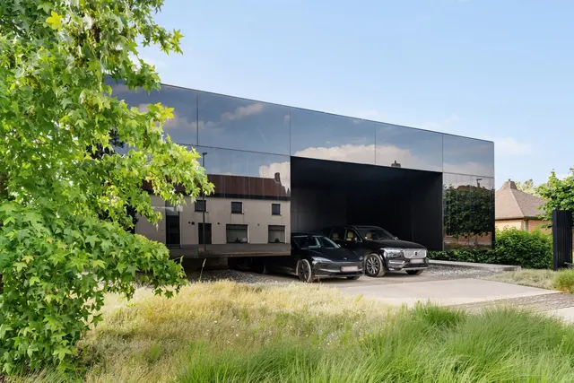 Woning en villa te koop in Humbeek – 1/50