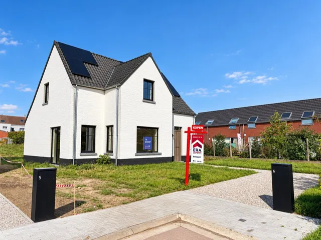 Huis te koop in Petegem aan de Schelde (Wortegem-Petegem) – 1/10
