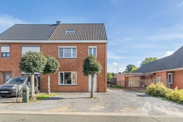 Huis à vendre à Opglabbeek – 1/10