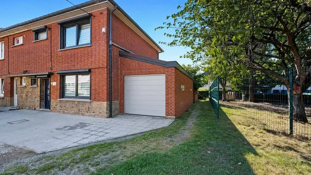 Huis te koop in Souvret – 1/10
