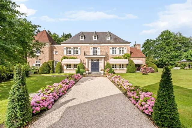 Woning en villa te koop in Oud-Turnhout – 1/10
