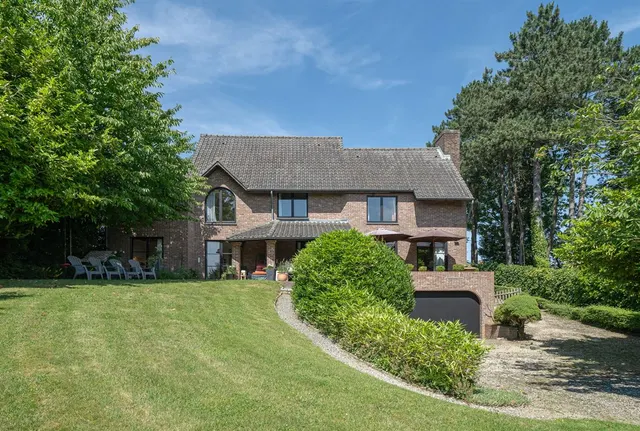 Villa te koop in Braine-L'Alleud – 1/10