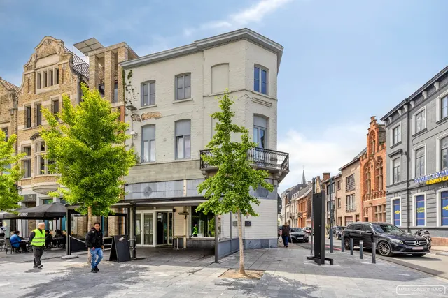 Huis te koop in Roeselare – 1/5