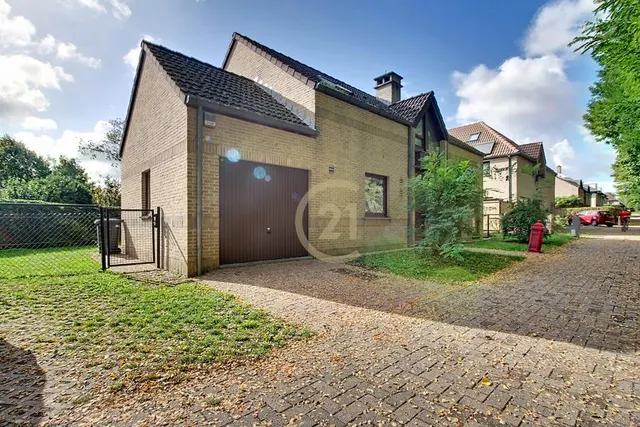 Huis te koop in Wezembeek-Oppem – 1/10