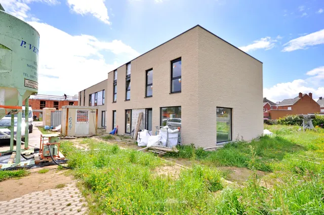 Woning te koop in Ronse – 1/10