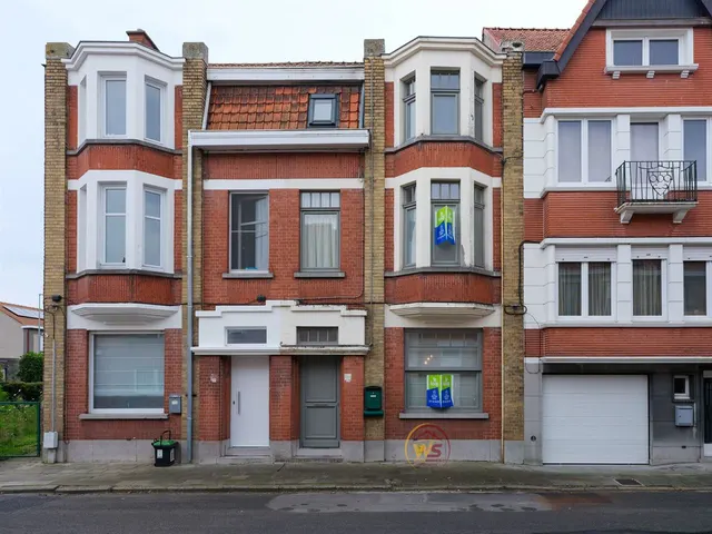 Huis te koop in Izegem – 1/10