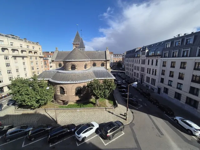 Appartement à louer à Ixelles – 1/7