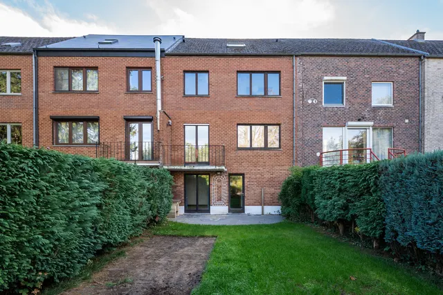Huis te koop in Waterloo – 1/10