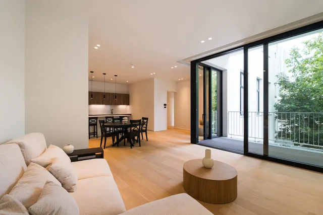Appartement te koop in Saint-Josse-ten-Noode – 1/10