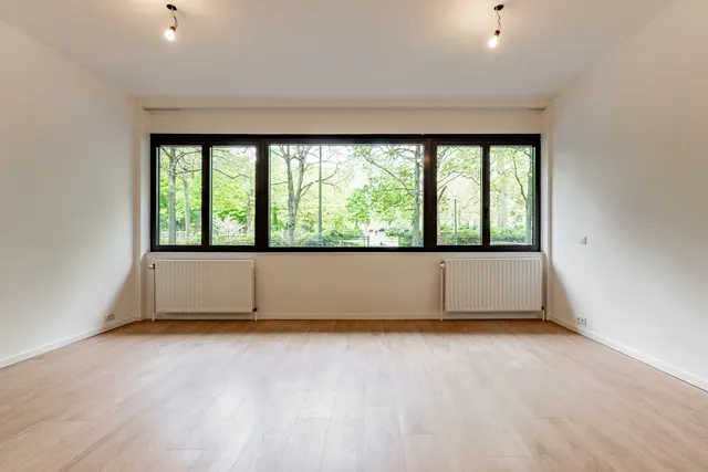 Rez-de-chaussée for sale in Etterbeek – 1/10