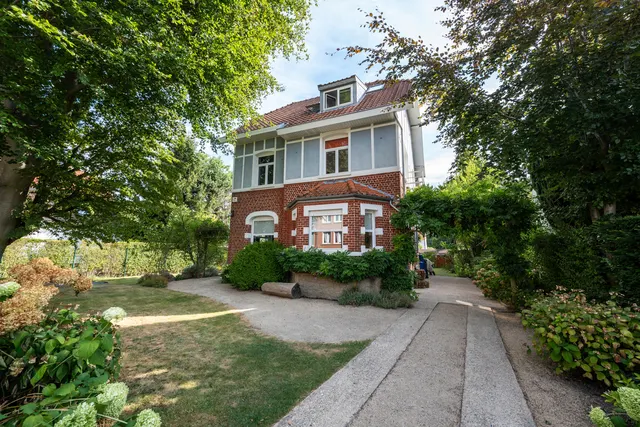 Maison à vendre à Woluwe-Saint-Pierre – 1/10