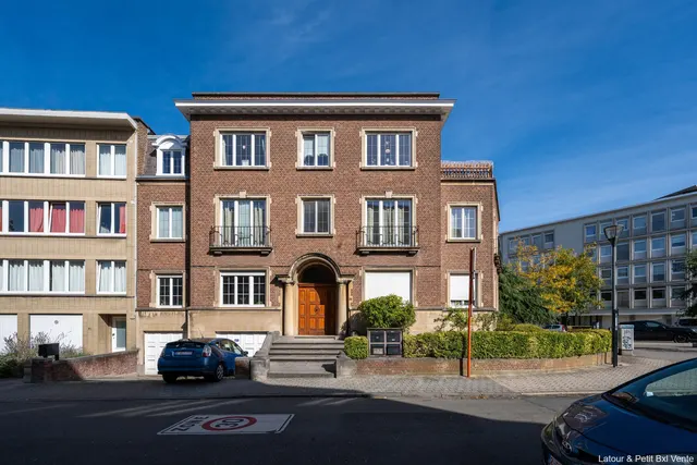 Apartment for sale in Schaerbeek – 1/10