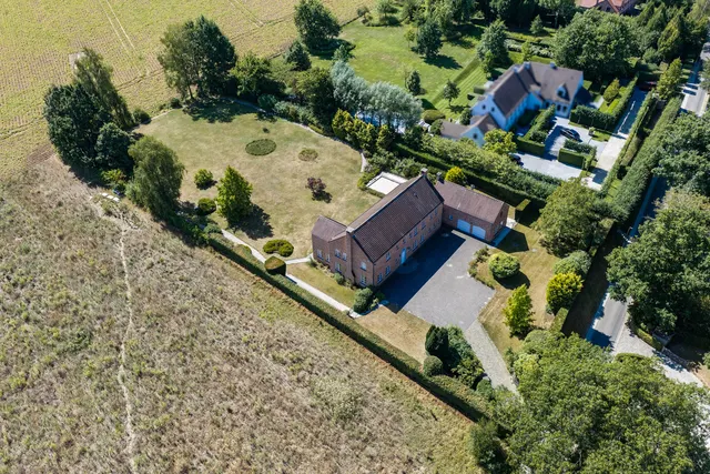 Huis te koop in Lasne – 1/10
